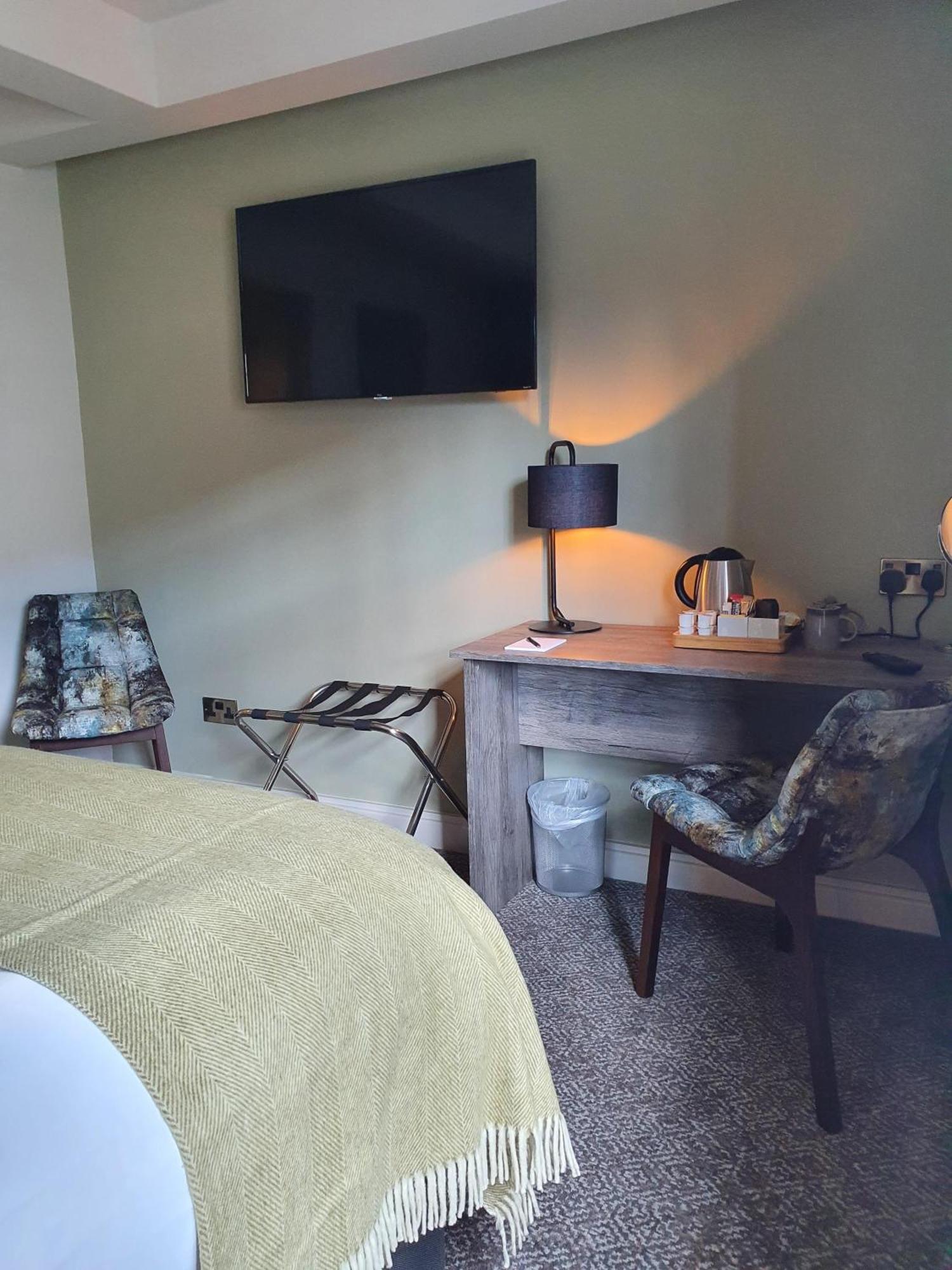 The Coach And Horses Hotel Hexham Room photo