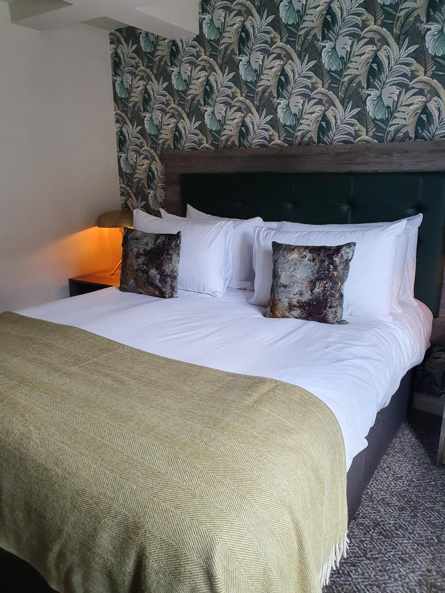 The Coach And Horses Hotel Hexham Room photo
