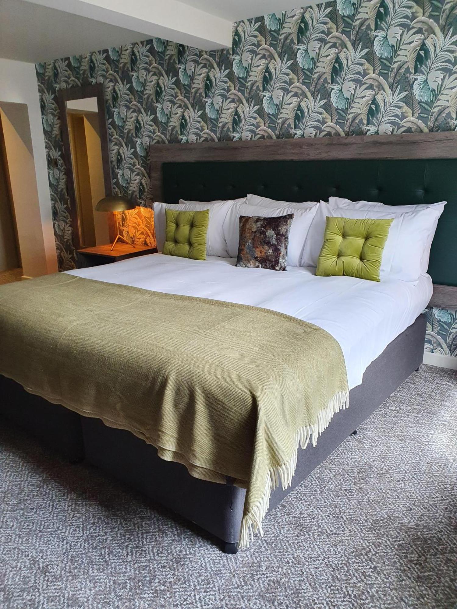 The Coach And Horses Hotel Hexham Room photo